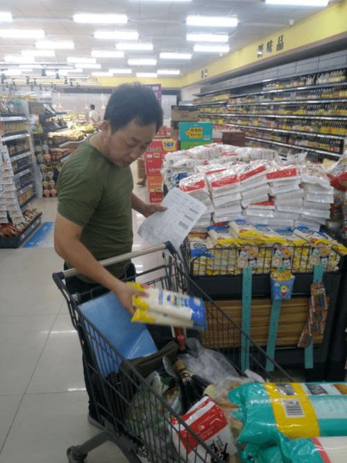 五河縣市場監(jiān)督管理局組織開展預包裝及散裝食品安全專項監(jiān)督抽檢工作